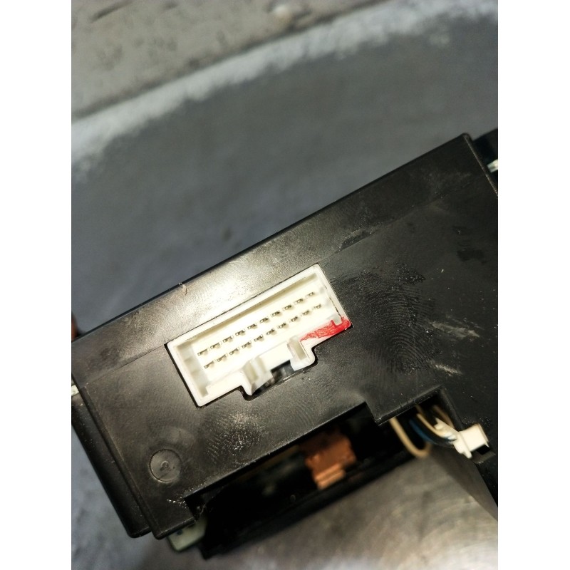 Recambio de mando calefaccion / aire acondicionado para hyundai h-1 furgoneta (a1) 2.5 crdi referencia OEM IAM 972604A3XX  2003