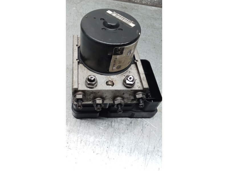 Recambio de abs para seat leon (1p1) 1.9 tdi referencia OEM IAM 1K0907379P 10097003153 1K0614117J 10020701084