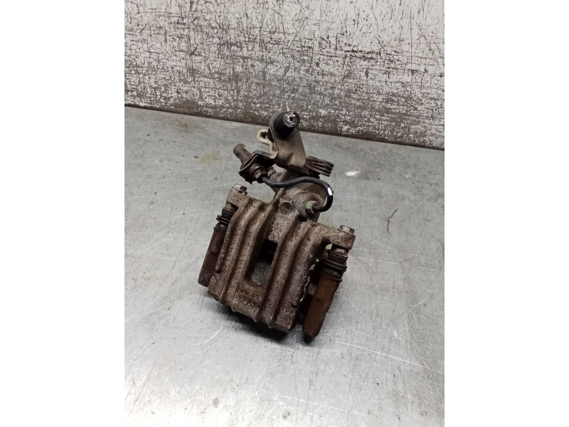 Recambio de pinza freno trasera derecha para seat leon (1p1) 1.9 tdi referencia OEM IAM  TRW 05