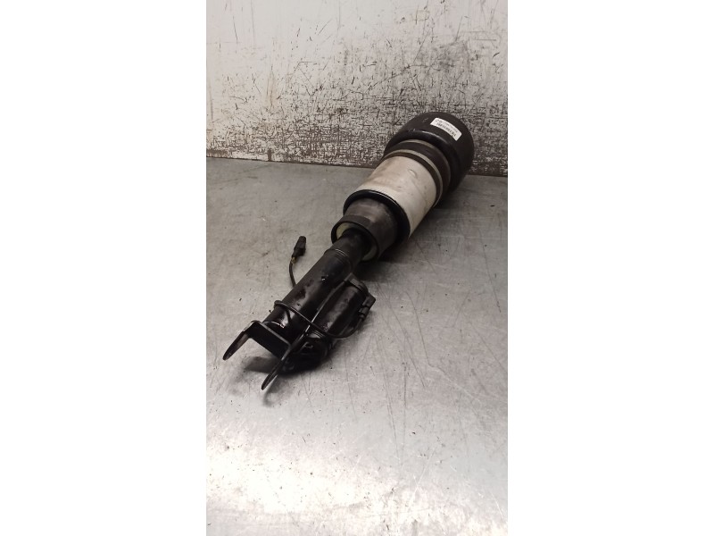 Recambio de amortiguador delantero izquierdo para mercedes-benz cls (c219) cls 320 cdi (219.322) referencia OEM IAM C0086119F02 