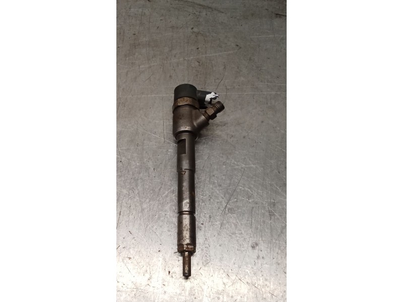 Recambio de inyector para tata indica vista 1.3 crdi referencia OEM IAM 0445110351  BOSCH