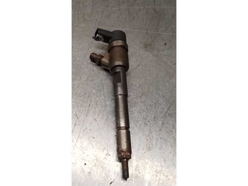 Recambio de inyector para tata indica vista 1.3 crdi referencia OEM IAM 0445110351  BOSCH