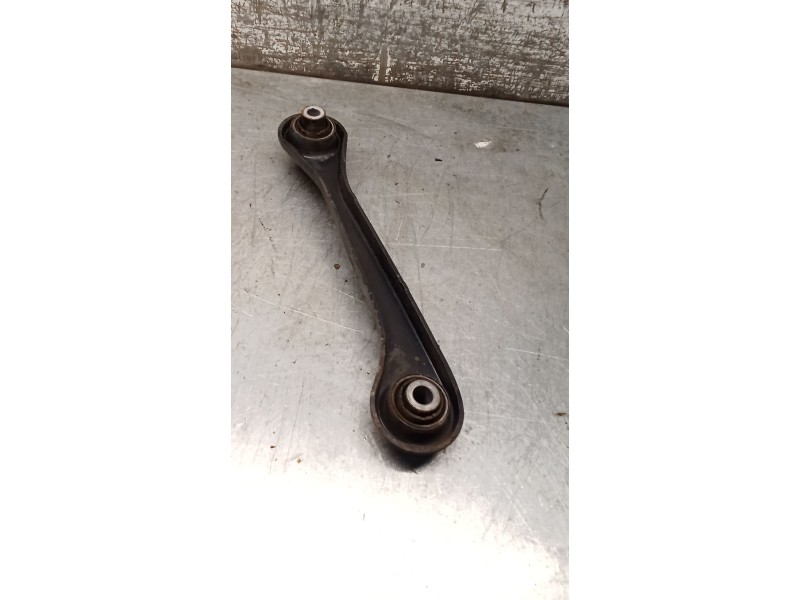 Recambio de brazo suspension inferior trasero izquierdo para seat leon (1p1) 1.9 tdi referencia OEM IAM  ANTERIOR 05