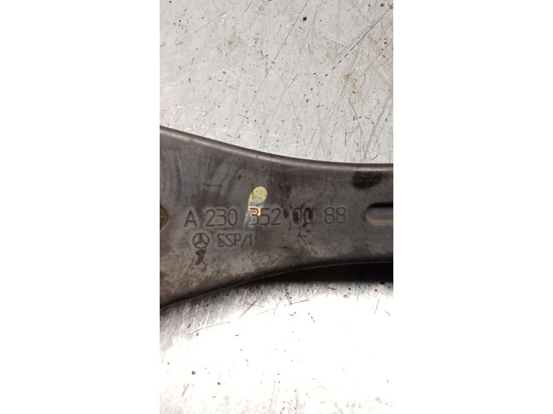 Recambio de brazo suspension inferior trasero derecho para mercedes-benz cls (c219) cls 320 cdi (219.322) referencia OEM IAM A23
