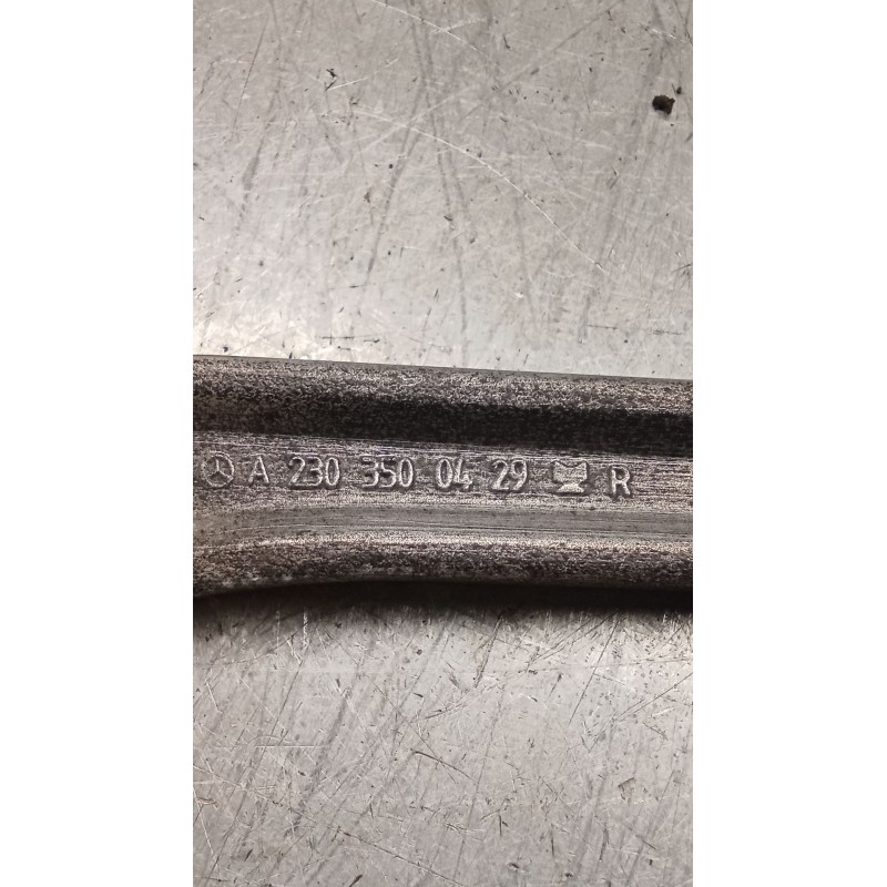 Recambio de brazo suspension superior trasero derecho para mercedes-benz cls (c219) cls 320 cdi (219.322) referencia OEM IAM A23