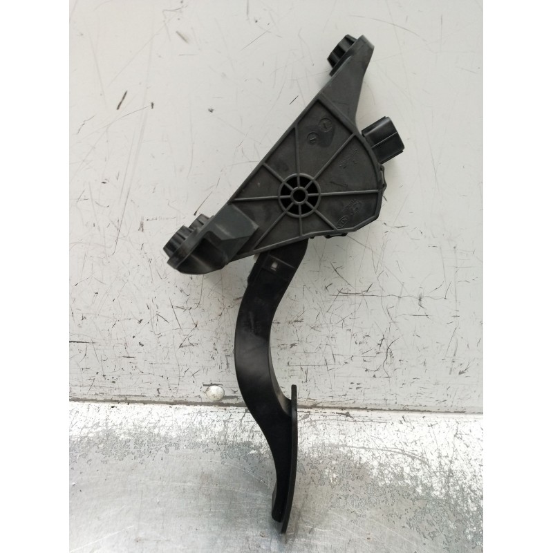 Recambio de potenciometro pedal para hyundai i30 (pde, pd, pden) 1.0 t-gdi referencia OEM IAM 32700G4200  2016