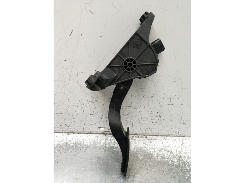 Recambio de potenciometro pedal para hyundai i30 (pde, pd, pden) 1.0 t-gdi referencia OEM IAM 32700G4200  2016