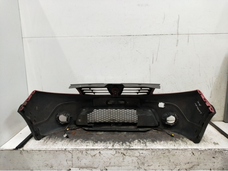 Recambio de paragolpes delantero para dacia sandero (bs_) 1.6 mpi 85 (bs03) referencia OEM IAM   