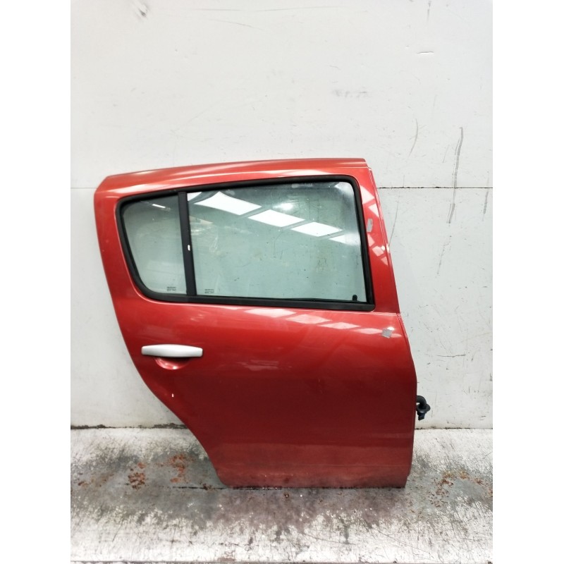 Recambio de puerta trasera derecha para dacia sandero (bs_) 1.6 mpi 85 (bs03) referencia OEM IAM  5P 2008