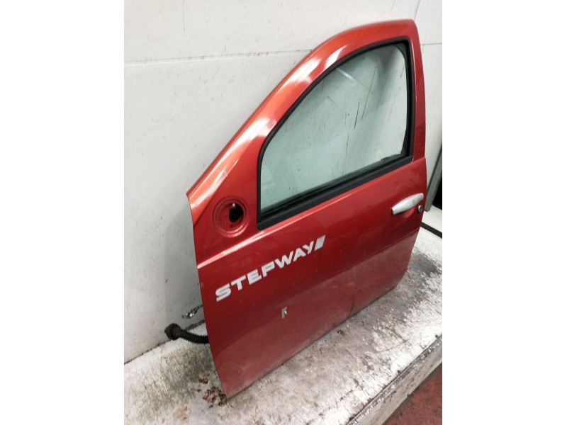 Recambio de puerta delantera izquierda para dacia sandero (bs_) 1.6 mpi 85 (bs03) referencia OEM IAM  5P 2008