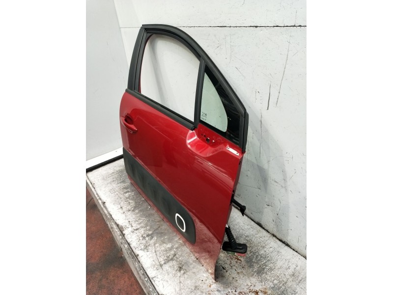 Recambio de puerta delantera derecha para citroën c3 iii (sx) 1.2 puretech 82 referencia OEM IAM  5P 2018