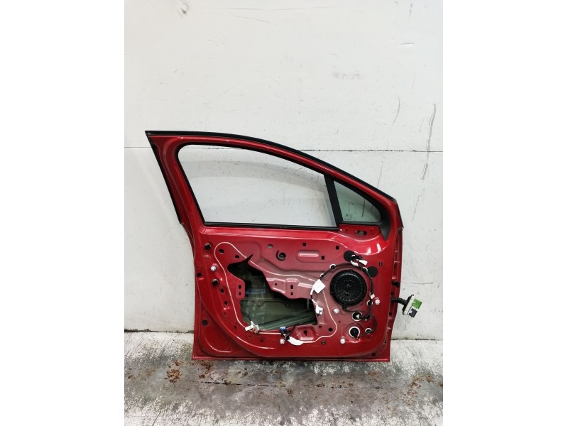Recambio de puerta delantera izquierda para citroën c3 iii (sx) 1.2 puretech 82 referencia OEM IAM  5P 2018