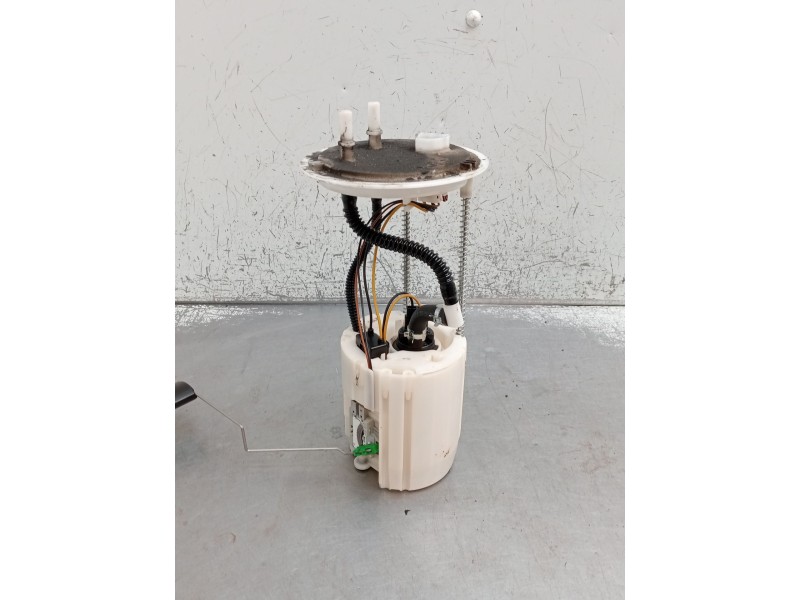 Recambio de bomba combustible para hyundai tucson (tl, tle) 1.6 crdi referencia OEM IAM 31110D7830 1001C33930 2018