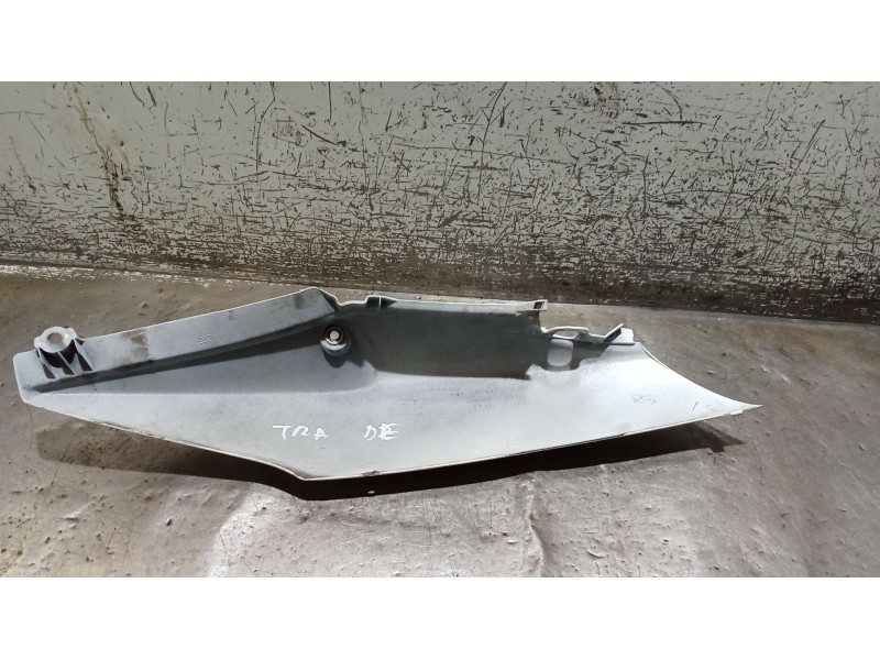 Recambio de moldura para honda cbf cbf 600 (pc43) referencia OEM IAM   DERECHA
