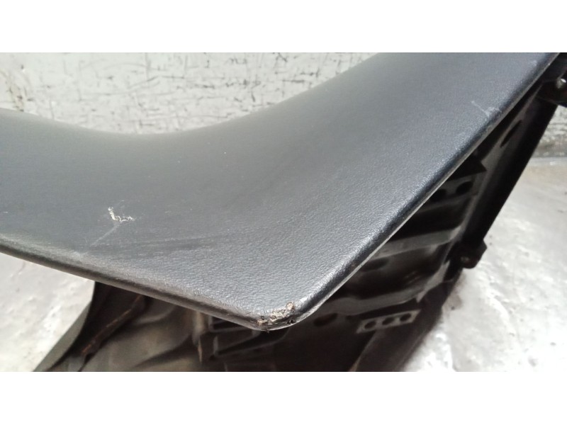 Recambio de asiento para honda cbf cbf 600 (pc43) referencia OEM IAM  DELANTERO VER FOTOS