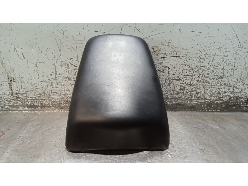 Recambio de asiento para honda cbf cbf 600 (pc43) referencia OEM IAM   TRASERO