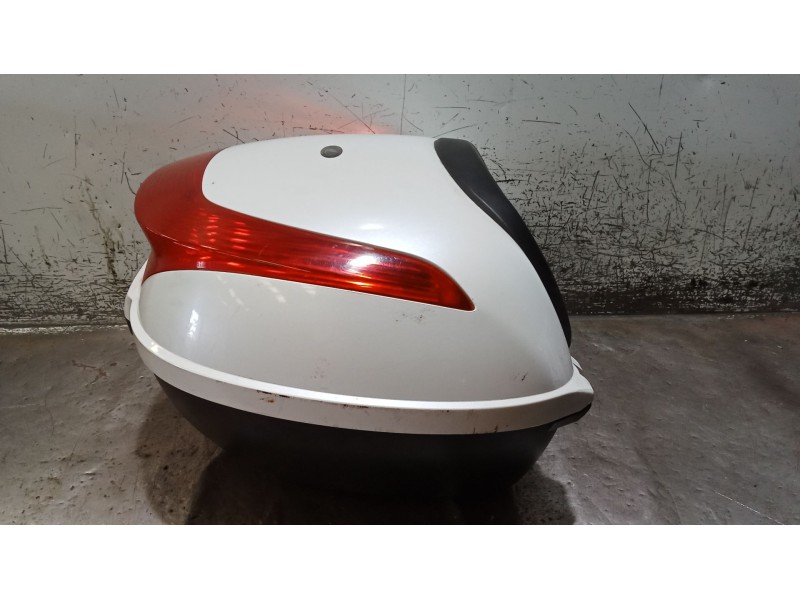 Recambio de portaequipajes para honda cbf cbf 600 (pc43) referencia OEM IAM  BAUL MALETA