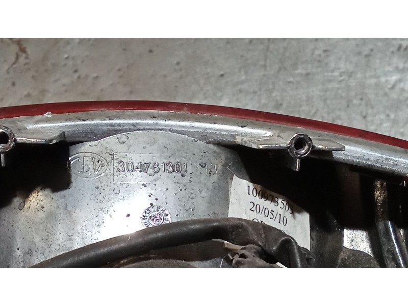 Recambio de piloto trasero central para honda cbf cbf 600 (pc43) referencia OEM IAM 304761305 100973503 