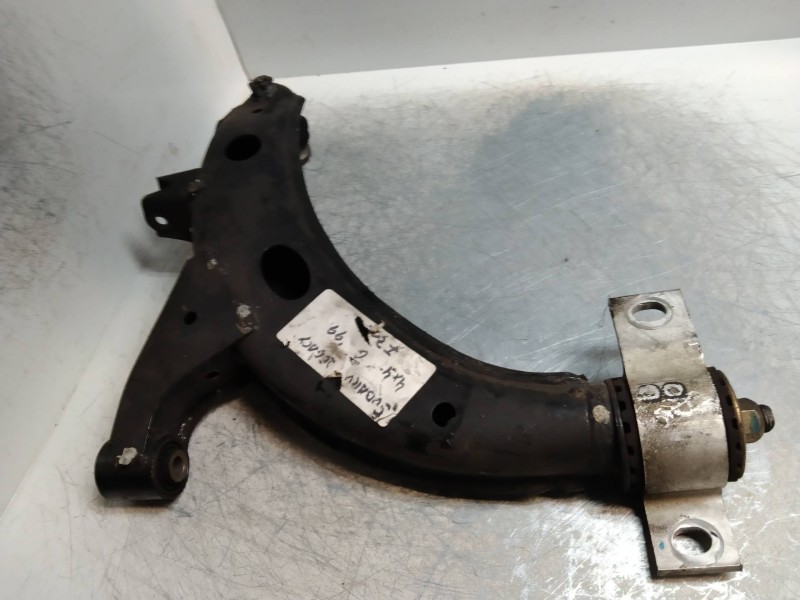 Recambio de brazo suspension inferior delantero izquierdo para subaru legacy berl./familiar b12 (be/bh) 2.5 gx berlina referenci