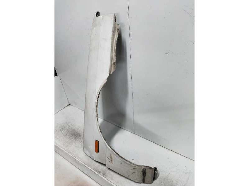 Recambio de aleta delantera derecha para lancia prisma referencia OEM IAM   