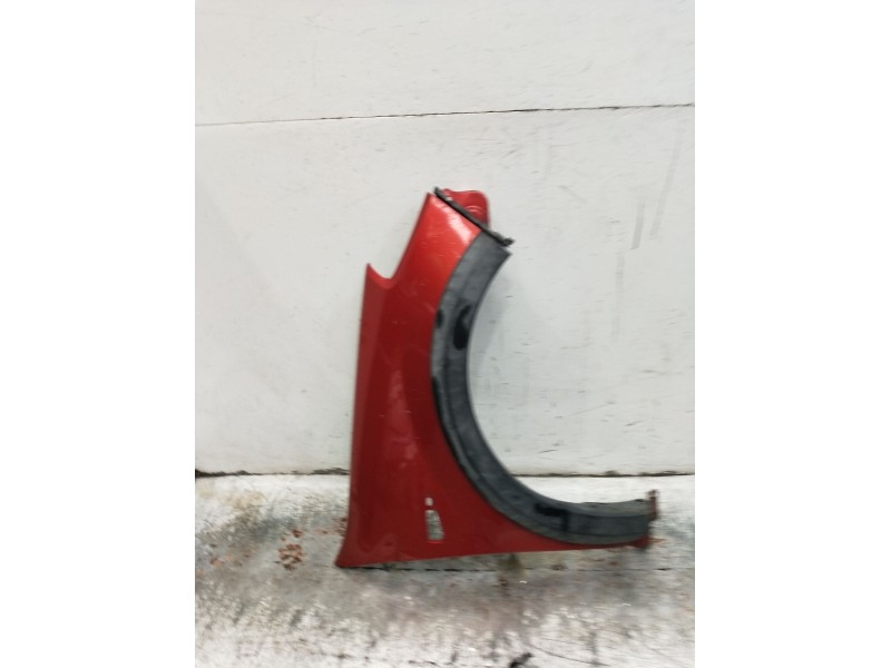 Recambio de aleta delantera derecha para dacia sandero (bs_) 1.6 mpi 85 (bs03) referencia OEM IAM   