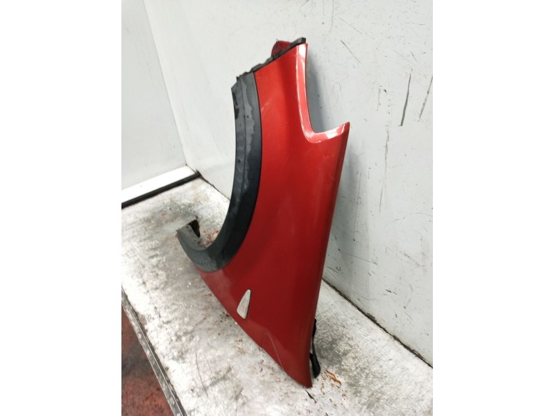 Recambio de aleta delantera izquierda para dacia sandero (bs_) 1.6 mpi 85 (bs03) referencia OEM IAM   
