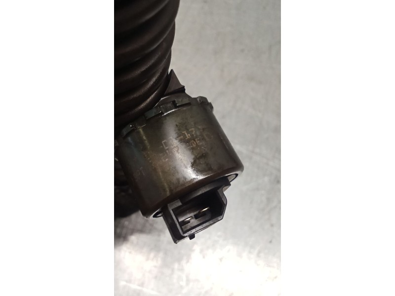 Recambio de inyector para audi a3 (8p1) 2.0 tdi 16v referencia OEM IAM 0414720404 03G130073G BOSCH