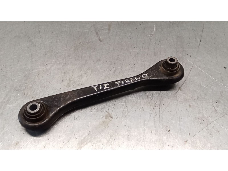Recambio de brazo suspension inferior trasero izquierdo para audi a3 (8p1) 2.0 tdi 16v referencia OEM IAM   04