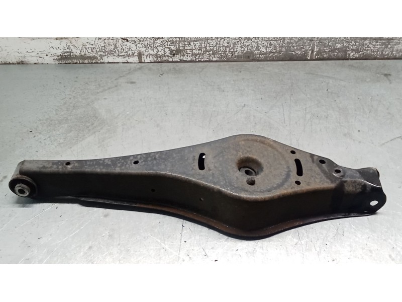 Recambio de brazo suspension inferior trasero derecho para seat altea xl (5p5, 5p8) 1.6 tdi referencia OEM IAM  POSTERIOR 09