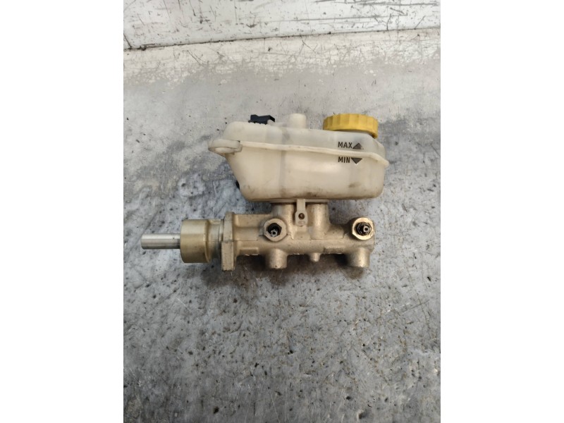 Recambio de bomba freno para volkswagen fox (5z1) básico referencia OEM IAM   