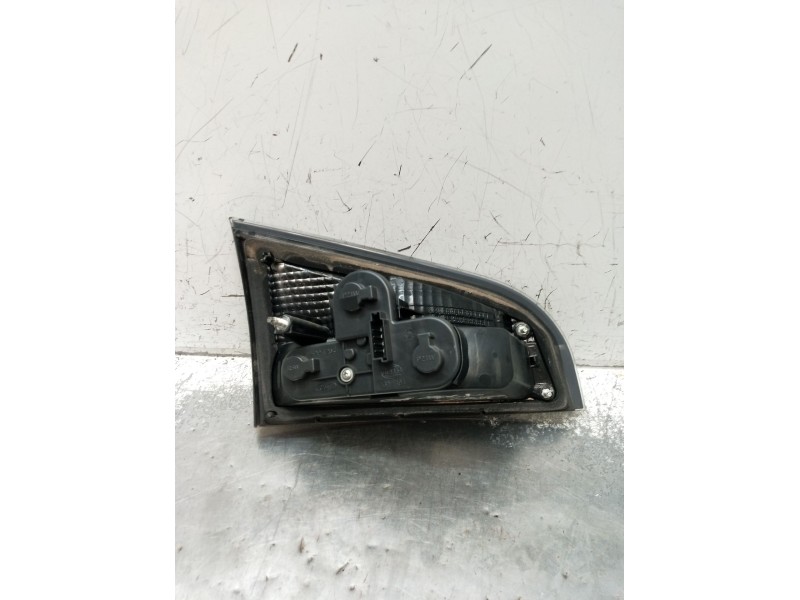 Recambio de piloto trasero derecho interior para ford s-max (wa6) 1.8 tdci referencia OEM IAM   2006