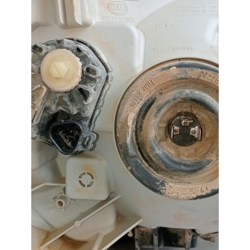 Recambio de faro izquierdo para toyota hilux vii pick-up (_n1_, _n2_, _n3_) 2.5 d-4d 4wd (kun25_) referencia OEM IAM  OJO VER FO