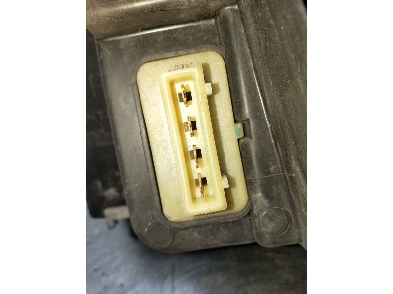 Recambio de faro derecho para seat ibiza ii (6k1) 1.9 d referencia OEM IAM 6K0941016 67735485 