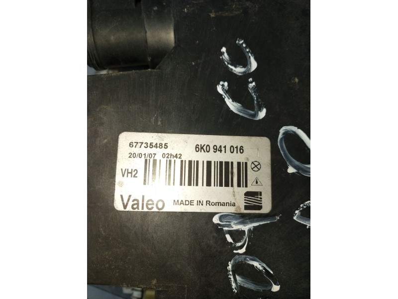 Recambio de faro derecho para seat ibiza ii (6k1) 1.9 d referencia OEM IAM 6K0941016 67735485 