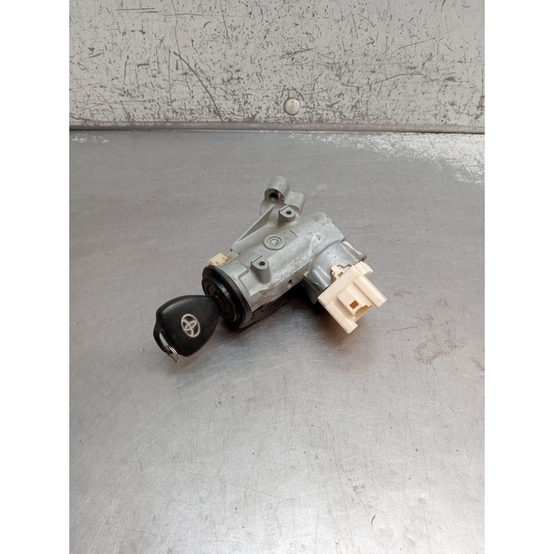 Recambio de conmutador de arranque para toyota hilux vii pick-up (_n1_, _n2_, _n3_) 2.5 d-4d 4wd (kun25_) referencia OEM IAM 897