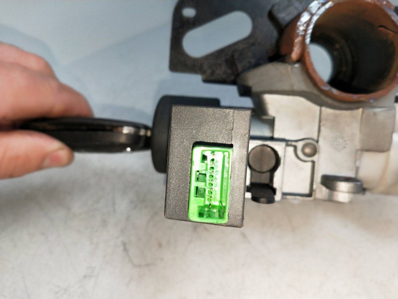 Recambio de conmutador de arranque para volvo s80 berlina 2.4 diesel cat referencia OEM IAM 73760  