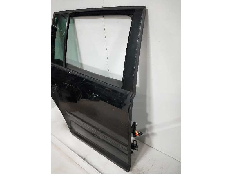 Recambio de puerta trasera derecha para volkswagen touran (1t1) 2.0 tdi referencia OEM IAM   
