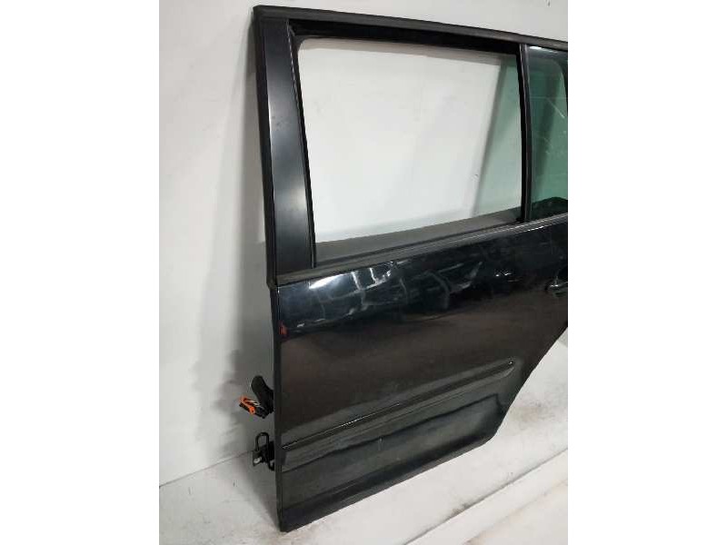 Recambio de puerta trasera izquierda para volkswagen touran (1t1) 2.0 tdi referencia OEM IAM   