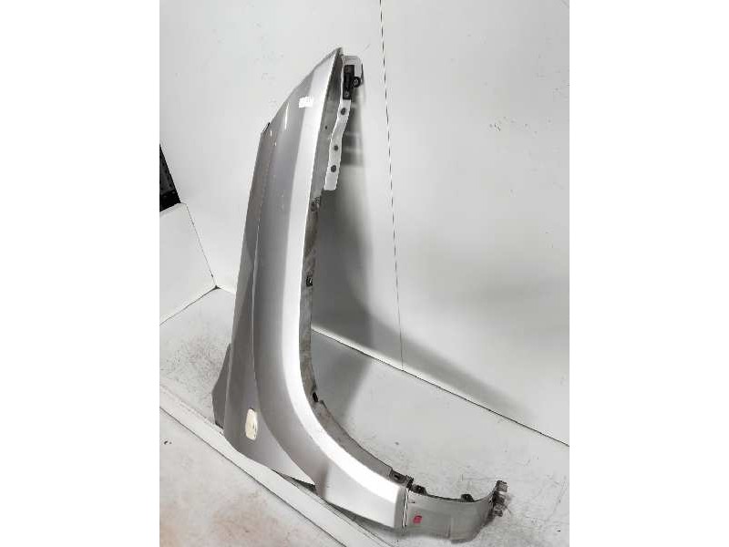 Recambio de aleta delantera derecha para kia sportage referencia OEM IAM   