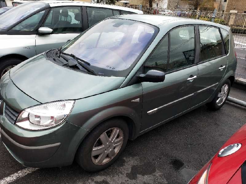 renault scenic ii del año 2004