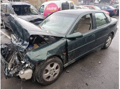 opel vectra b berlina del año 1999