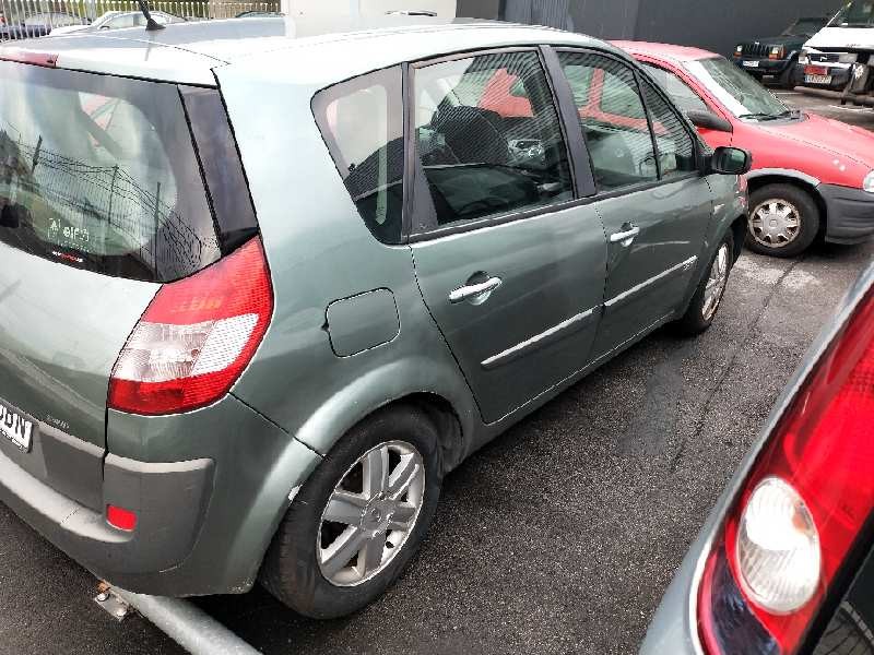 renault scenic ii del año 2004