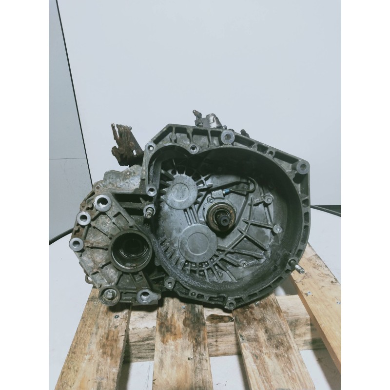Recambio de caja cambios para alfa romeo 159 (140) 2.4 jtdm 20v ti referencia OEM IAM F40 R 09022879J2 