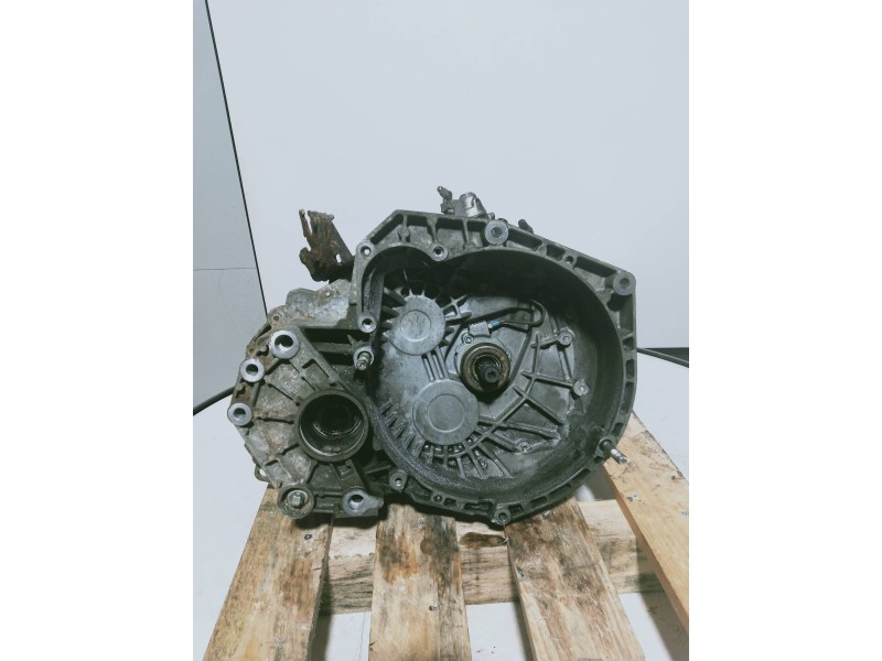 Recambio de caja cambios para alfa romeo 159 (140) 2.4 jtdm 20v ti referencia OEM IAM F40 R 09022879J2 