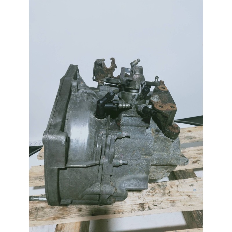 Recambio de caja cambios para alfa romeo 159 (140) 2.4 jtdm 20v ti referencia OEM IAM F40 R 09022879J2 