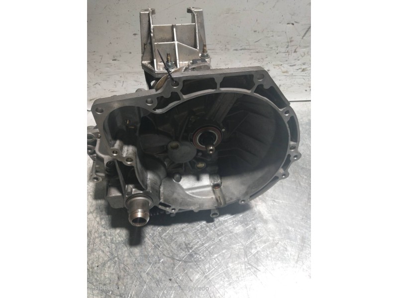 Recambio de caja cambios para ford fiesta berlina 1.3 cat (endura-e) referencia OEM IAM 96WTAC  