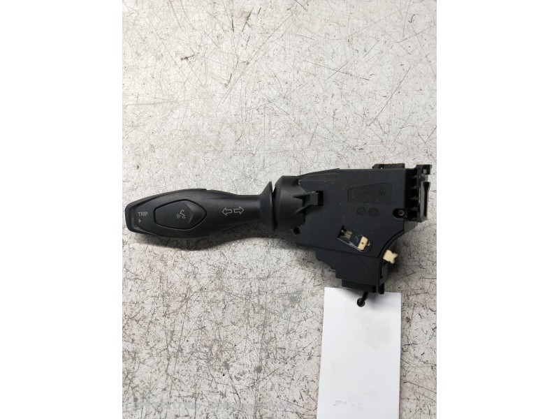 Recambio de mando luces para ford fiesta (cb1) ambiente referencia OEM IAM 8A6T13335CB  