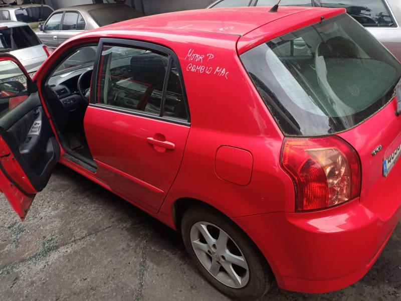 toyota corolla (e12) del año 2005