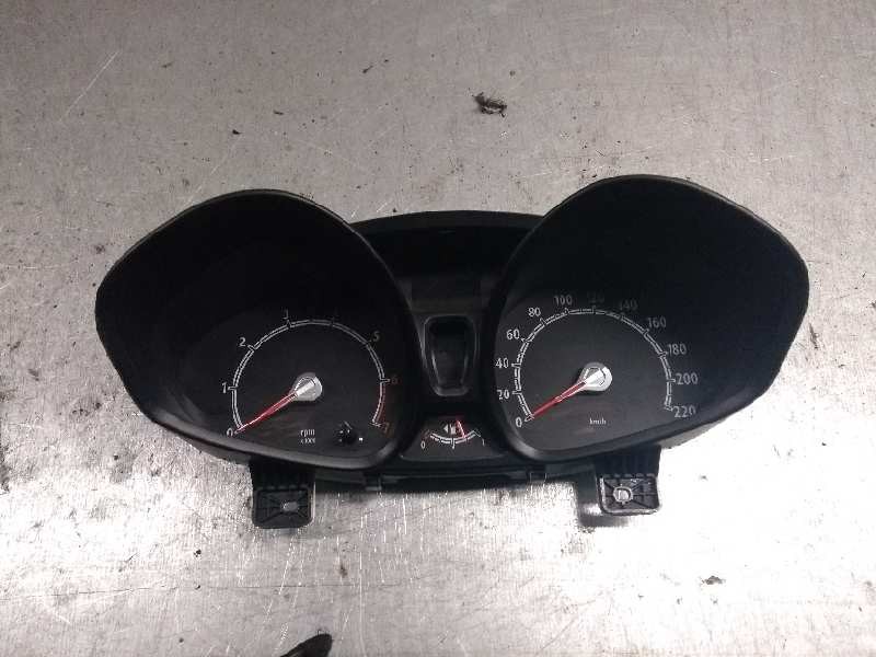 Recambio de cuadro instrumentos para ford fiesta (cb1) ambiente referencia OEM IAM 8A6T10849 AH 1786849