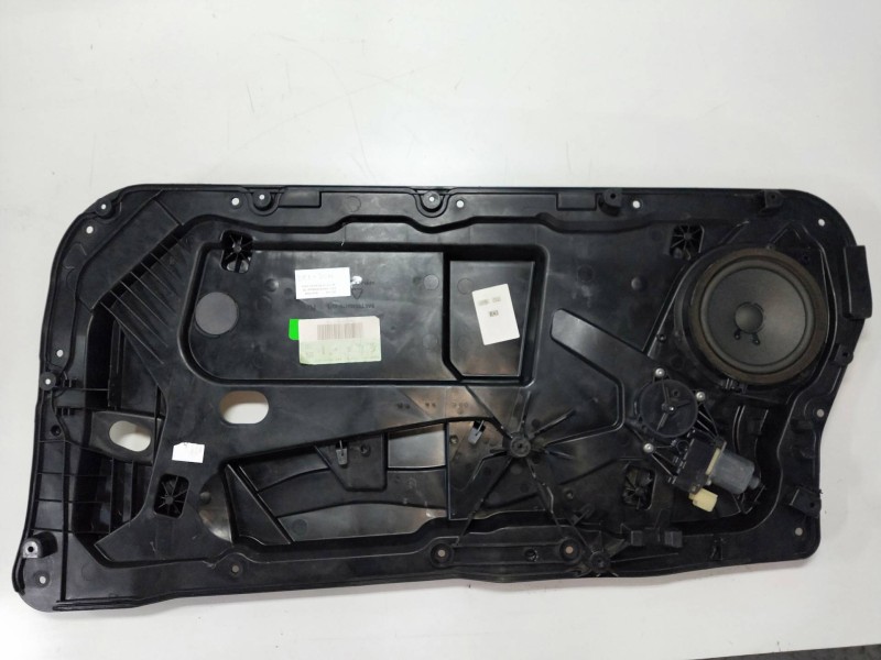 Recambio de elevalunas delantero derecho para ford fiesta (cb1) ambiente referencia OEM IAM 8A6114553A 1742390 3P